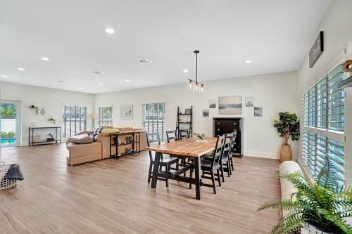 The Lighthouse Point Villa