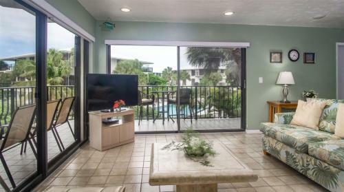 Apartamento Sun Kissed Keys 2bed/2.5bath Condo With Shared Pool