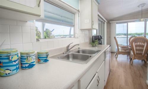 Harbor House 2bed/2bath With Open Water Views