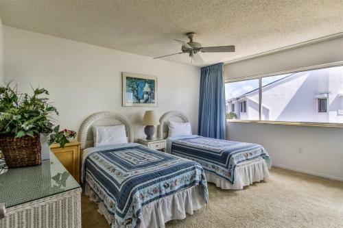 Victoria's Holiday 3bed/2bath Townhouse With Shared Pool