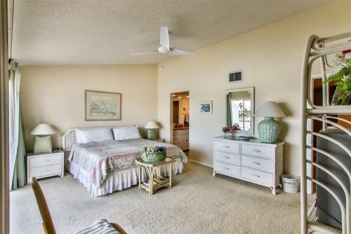 Victoria's Holiday 3bed/2bath Townhouse With Shared Pool