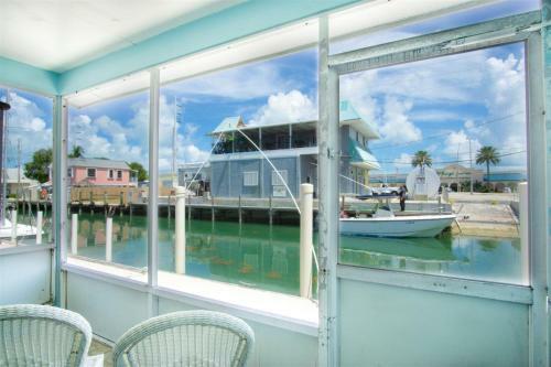 Salt Life 1&2 - 2bed/2bath Updated Full Duplex With Dockage