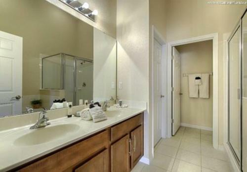 An Awesome 4 Bedroom Villa Offering A Grand Experience At Watersong