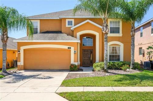 An Awesome 4 Bedroom Villa Offering A Grand Experience At Watersong