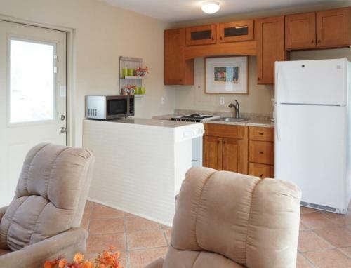 Honeymoon Cottage 1bed/1bath With Dockage