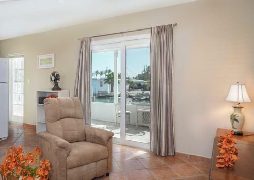 Honeymoon Cottage 1bed/1bath With Dockage