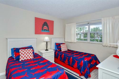 Apartamento Laplaya 201e Nestled In The Palms Just Steps From The Pool