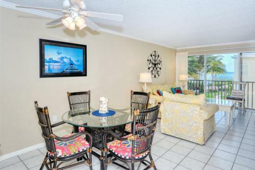 Apartamento Laplaya 201e Nestled In The Palms Just Steps From The Pool
