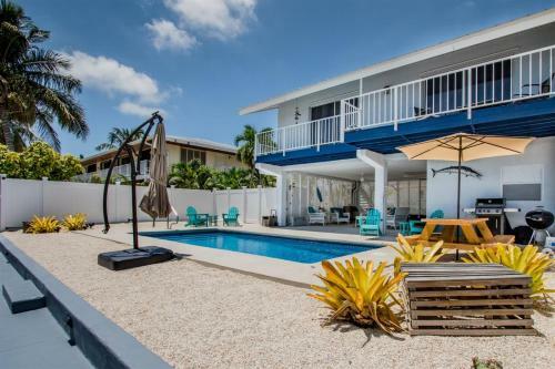 Angler's Dream 2bed/2bath Half Duplex With Private Pool & Dockage
