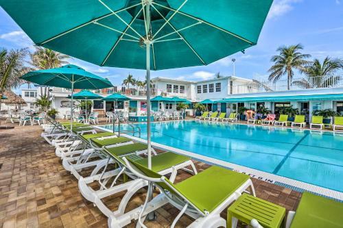 Waterfront Resort Villa With Private Plunge Pool!