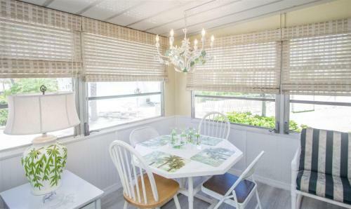 Breeze On Inn 2bed And 2bath With Dockage
