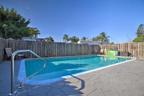 Updated Home With Pool Less Than 9 Mi To Pompano Beach!