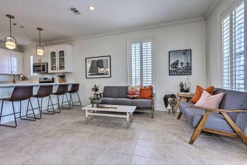 Canalfront Getaway With Balcony By Mexico Beach