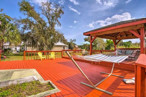 Melbourne Getaway With Deck - 5 Mi To Beach!