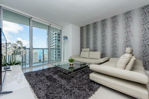 Miami Icon Tower Design Luxury Apartments