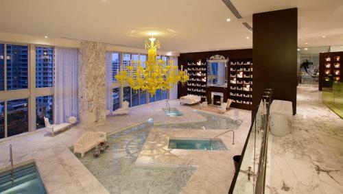 Miami Icon Tower Design Luxury Apartments