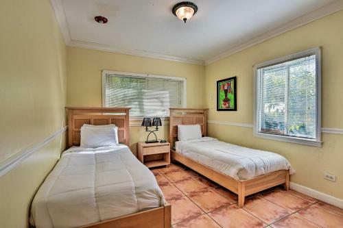 Quaint Central Miami Bungalow 10 Mi To Mid-beach!