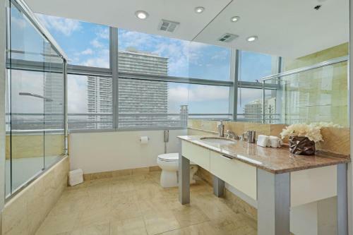 Conrad Hilton Brickell Unit 2602 (26th Floor) I Sextant