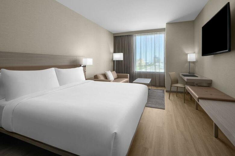 AC Hotel By Marriott Miami Dadeland