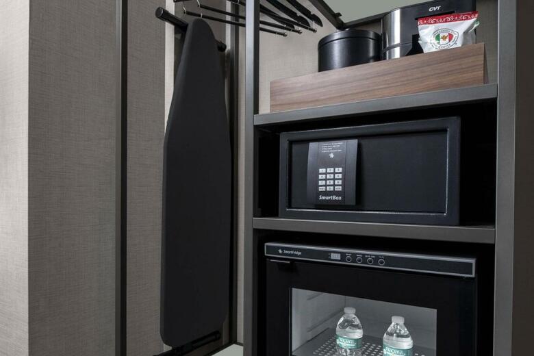 AC Hotel By Marriott Miami Dadeland