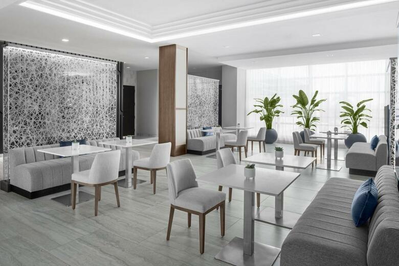 AC Hotel By Marriott Miami Dadeland