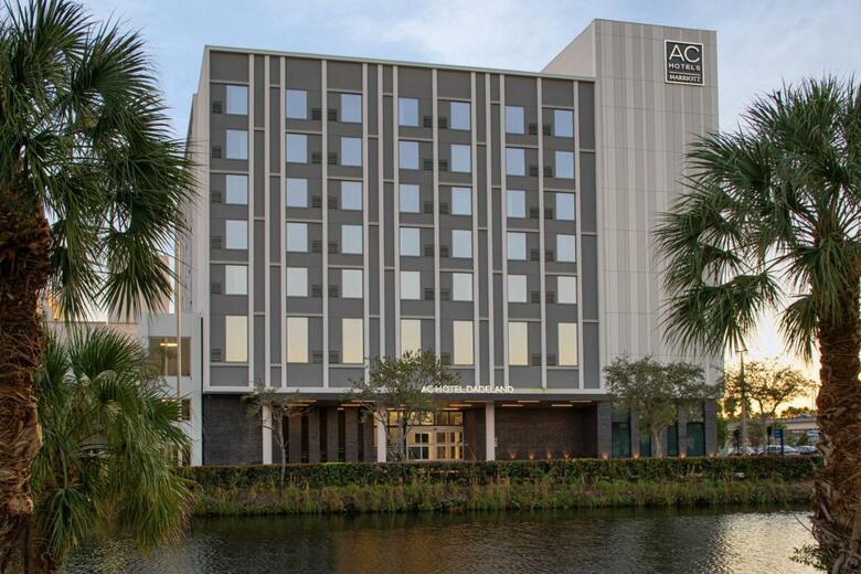 AC Hotel By Marriott Miami Dadeland