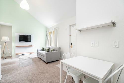 Apartamento Doral Inn And Suites