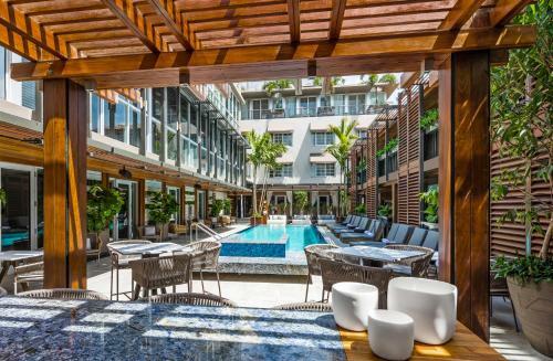 Hotel Lennox Miami Beach