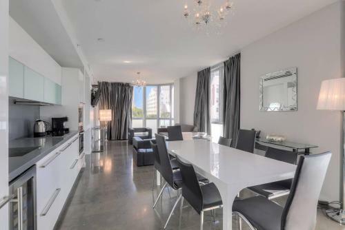 Aparthotel Luxury Boutique Suite Collins Ave