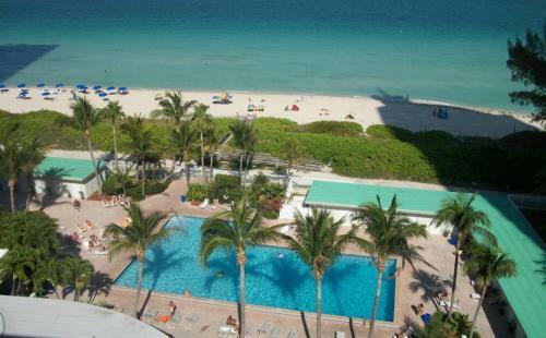 Miami Beach Suncoast Apartments VII