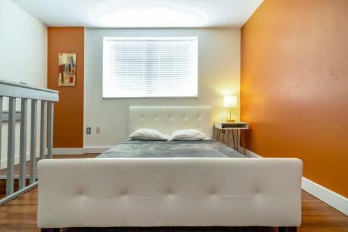 The Sunshine Loft