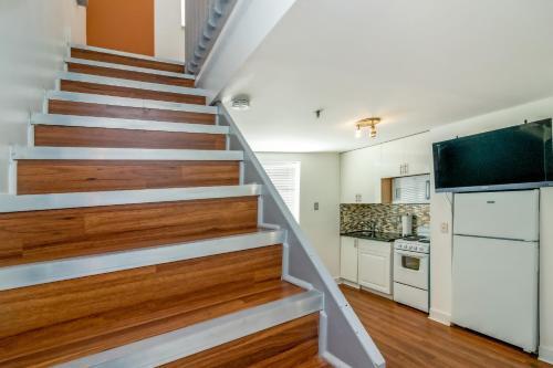 The Sunshine Loft