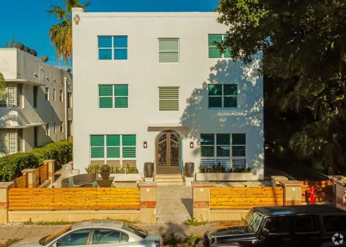 South Beach Luxury Apartments