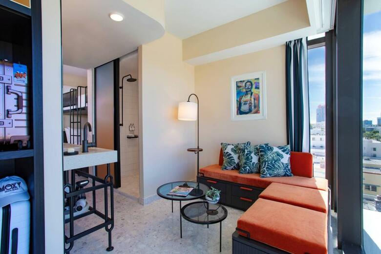Hotel Moxy Miami South Beach
