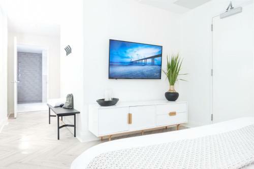 Hotel Jurny Suites - Miami Beach