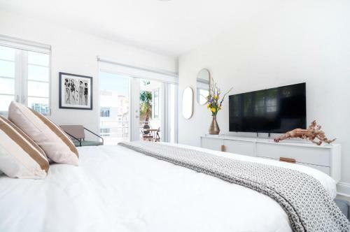 Hotel Jurny Suites - Miami Beach