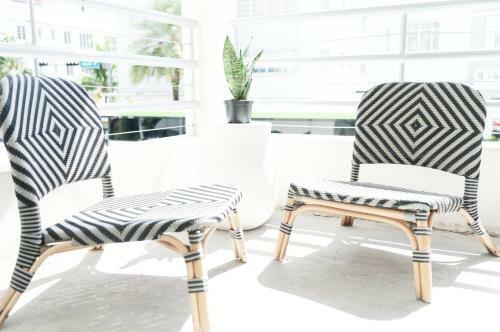 Hotel Jurny Suites - Miami Beach