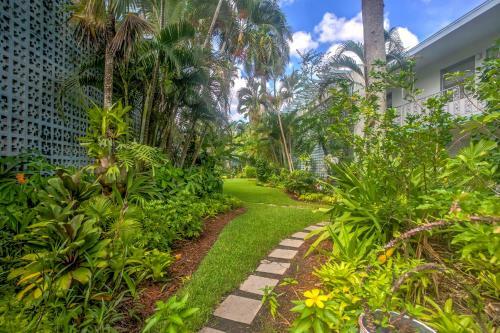 Apartamento Renovated Naples Condo Walk To Beach And 3rd St