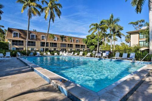 Apartamento Renovated Naples Condo Walk To Beach And 3rd St