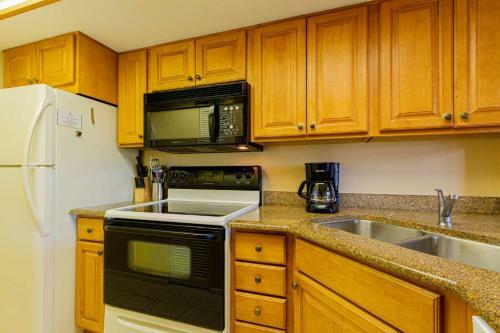 Park Shore Resort 3rd Floor Bldg H