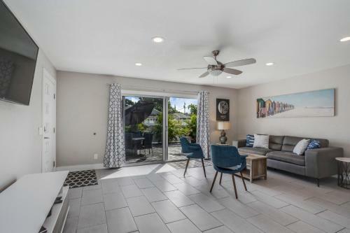 1 Mile Beach House