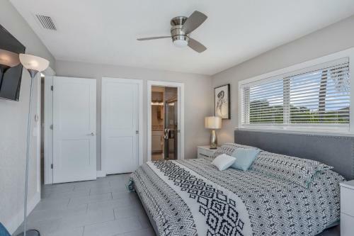 1 Mile Beach House