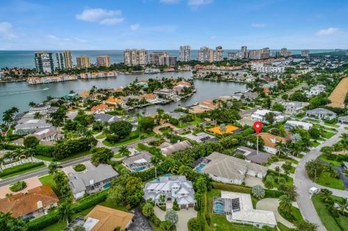 Park Shore Oasis