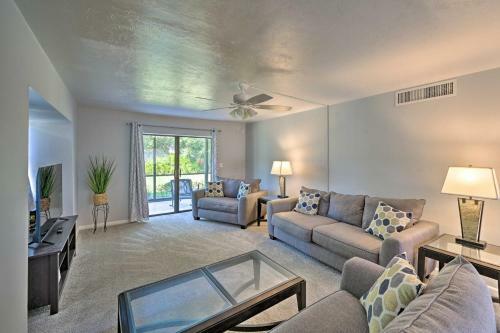Apartamento Naples Retreat With Pool Access Less Than 2 Mi To Beach