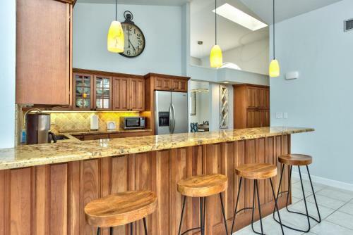 La Vista Vacation Rental