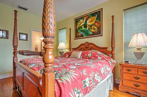 Naples Home With Pool, Extended Stays Welcome!