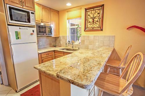 Naples Home With Pool, Extended Stays Welcome!