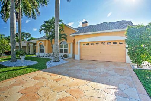 Naples Home With Pool, Extended Stays Welcome!