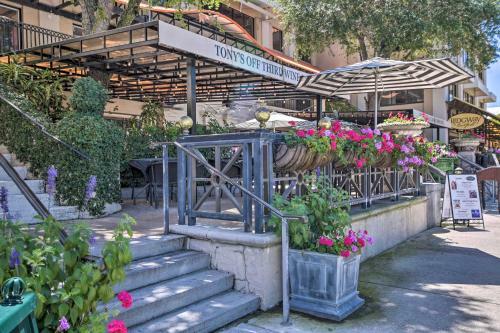 Apartamento Coastal Downtown Naples Condo - Walk To The Beach!