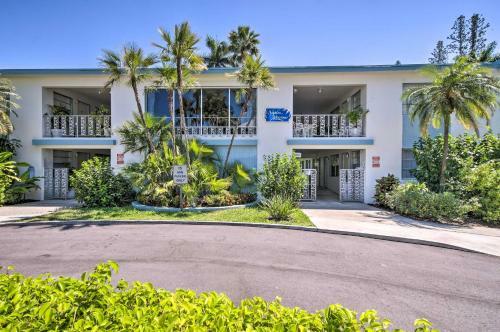 Apartamento Coastal Downtown Naples Condo - Walk To The Beach!